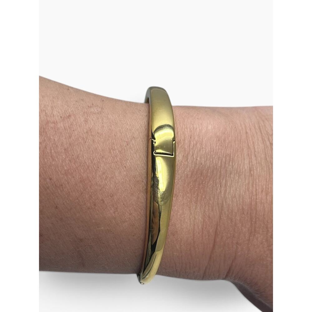 Kate Spade Spot the Spade Open Hinge Bangle Bracelet Gold Black NWT - Picture 5 of 9